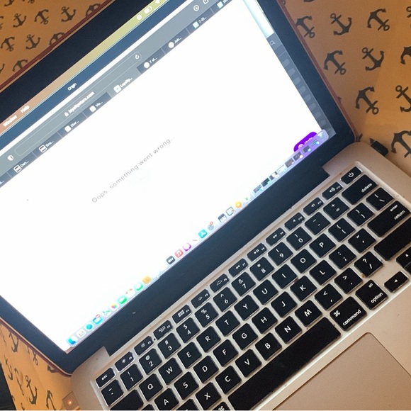 Lowest going is 250 it’s in good condition